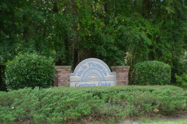 Haile Plantation Century Oaks neighborhood sign